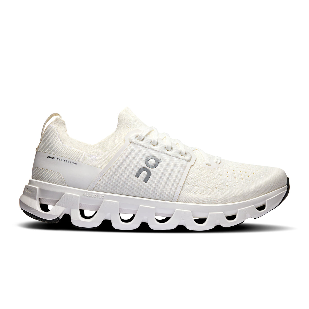 On Cloudswift 4 - Men's in White / White - primary view